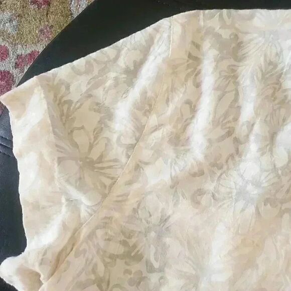 NorthCrest Women's Cream Cotton Jacquard Button-Down Shirt - Picture 7 of 11